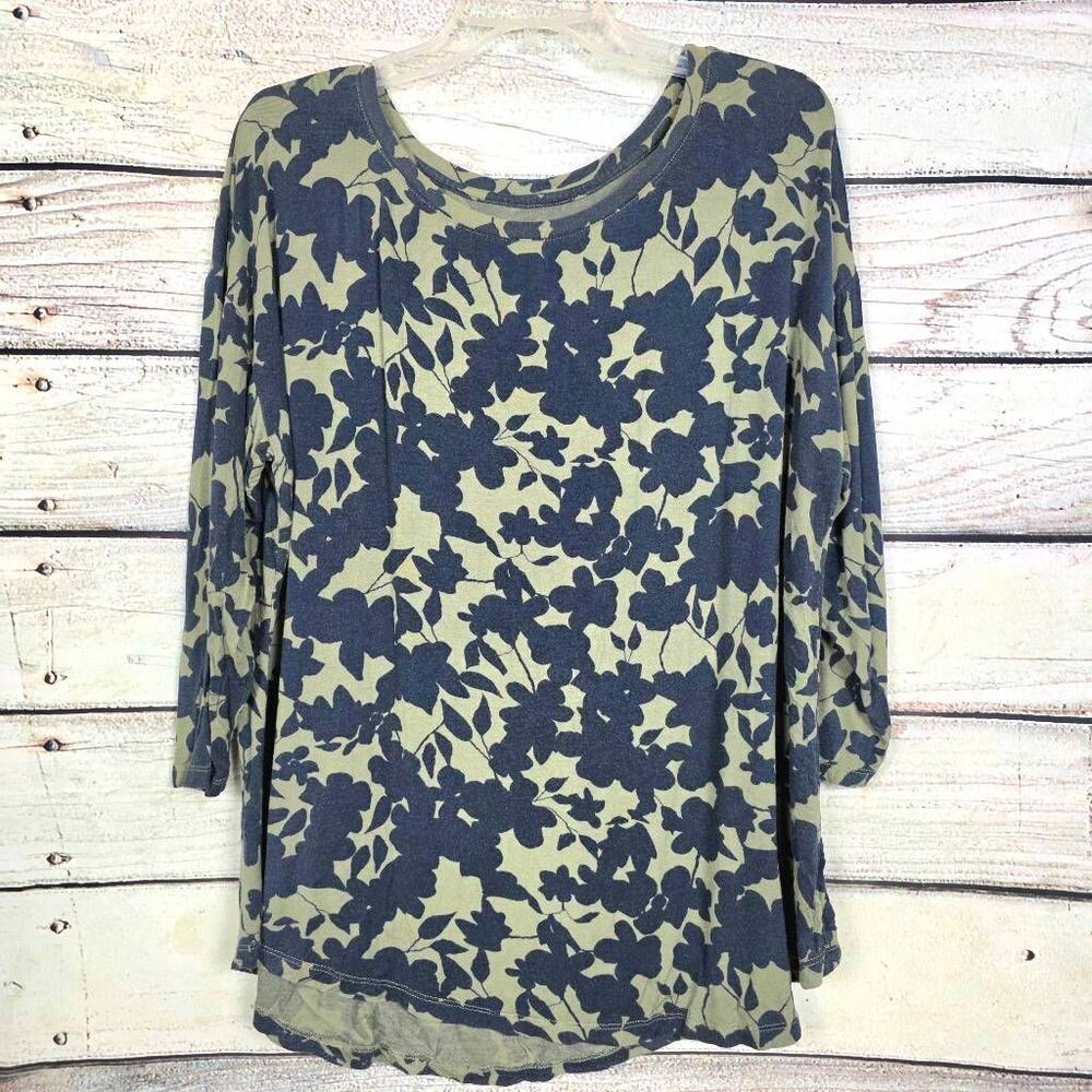 Maurices 24/7 Olive Floral Print Top Size L
